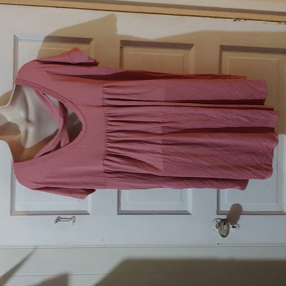 Shop Basic Short Sleeve Tunic Dress M - Picture 2 of 2